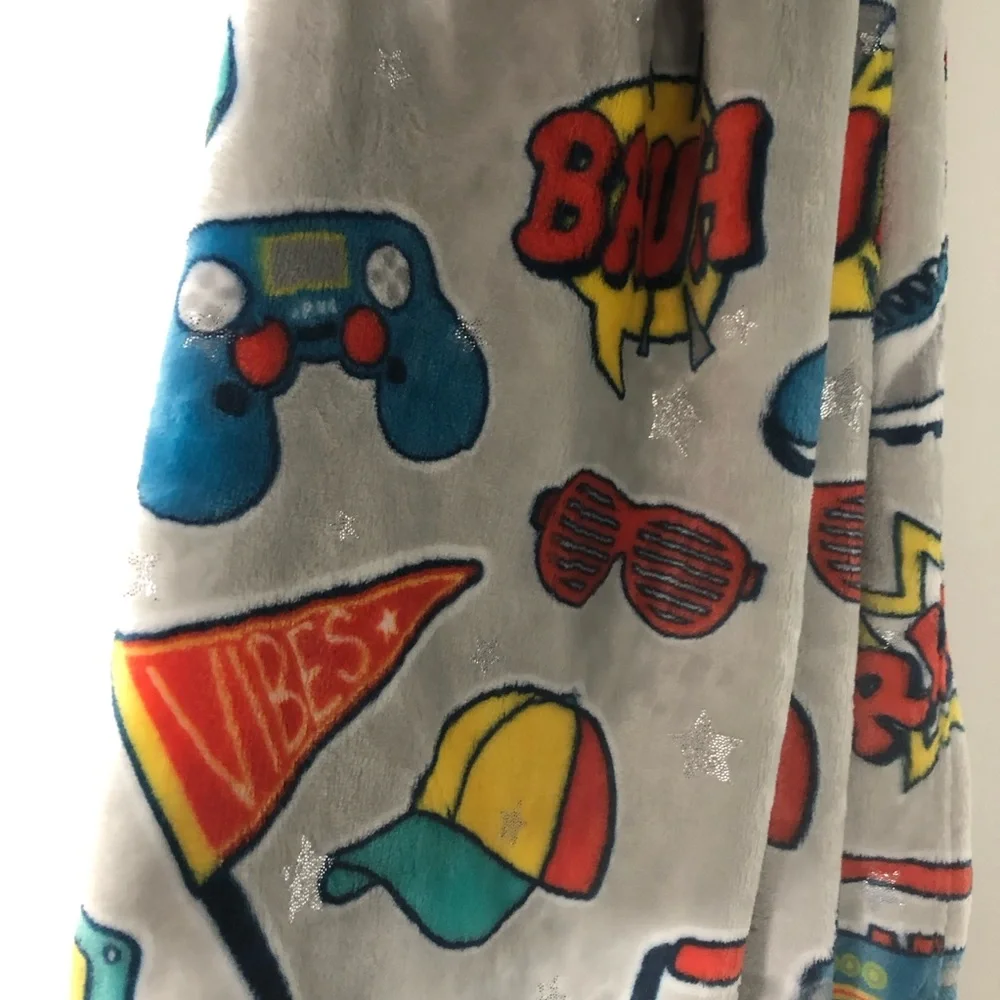 Colorful Novogratz Kids Decorative blanketThrow.50”X60”